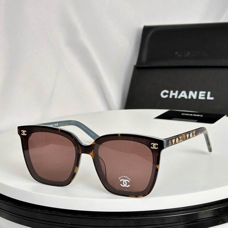 Chanel Sunglasses 671